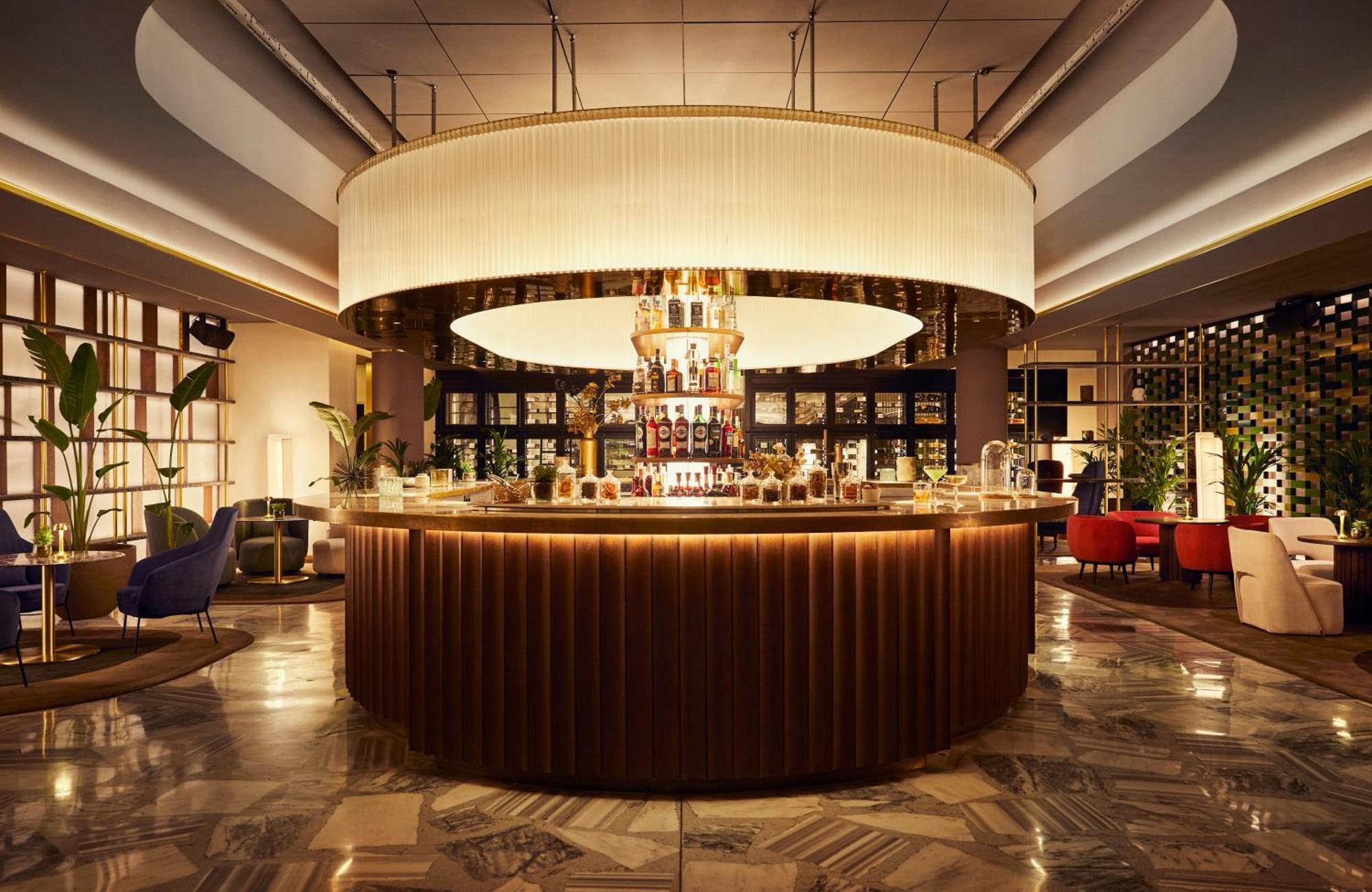 ホテル ソフィア バルセロナ イン ザ アンバウンド コレクション バイ ハイアット エクステリア 写真 The bar at the hotel