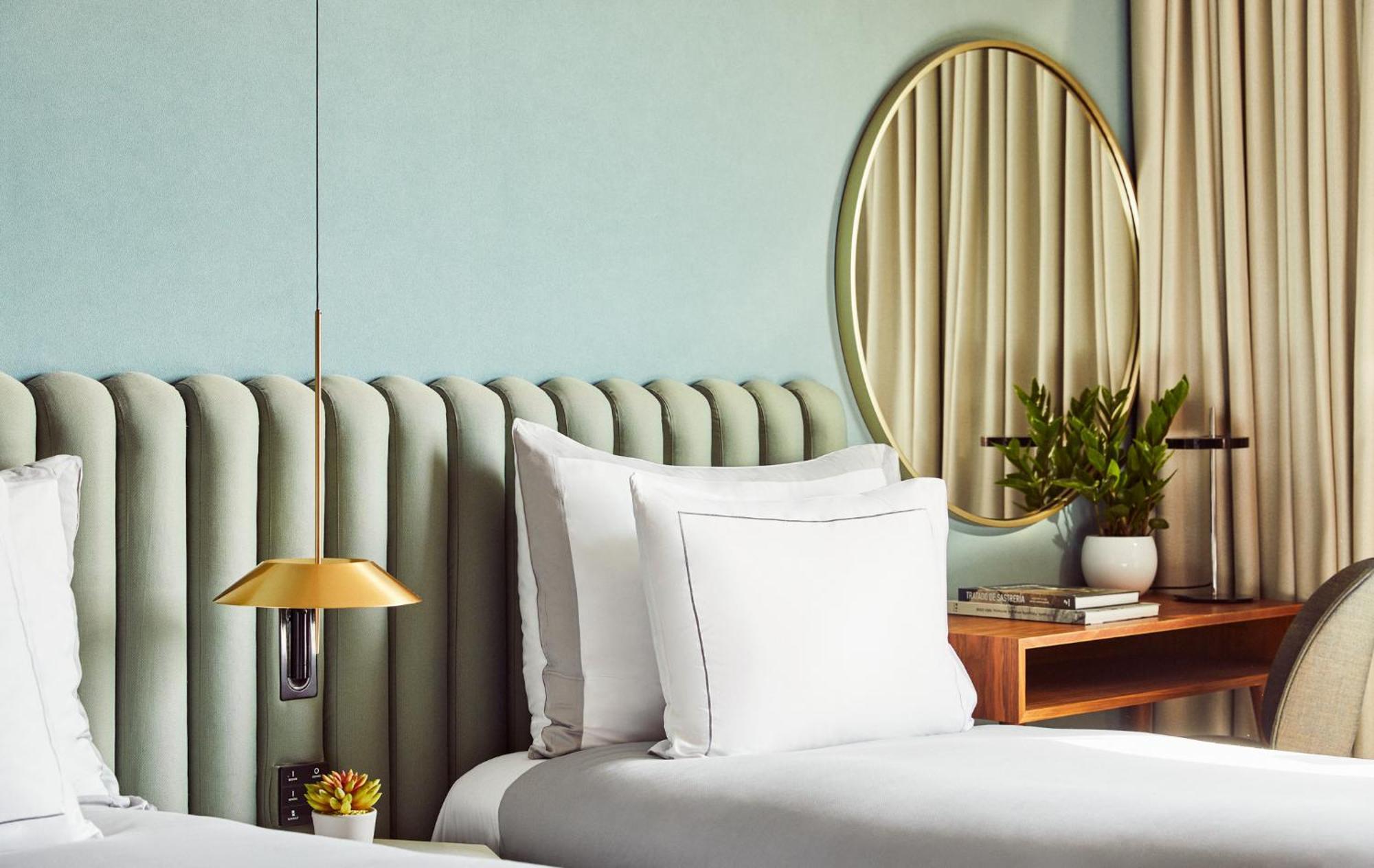 ホテル ソフィア バルセロナ イン ザ アンバウンド コレクション バイ ハイアット エクステリア 写真 A bedroom at the hotel