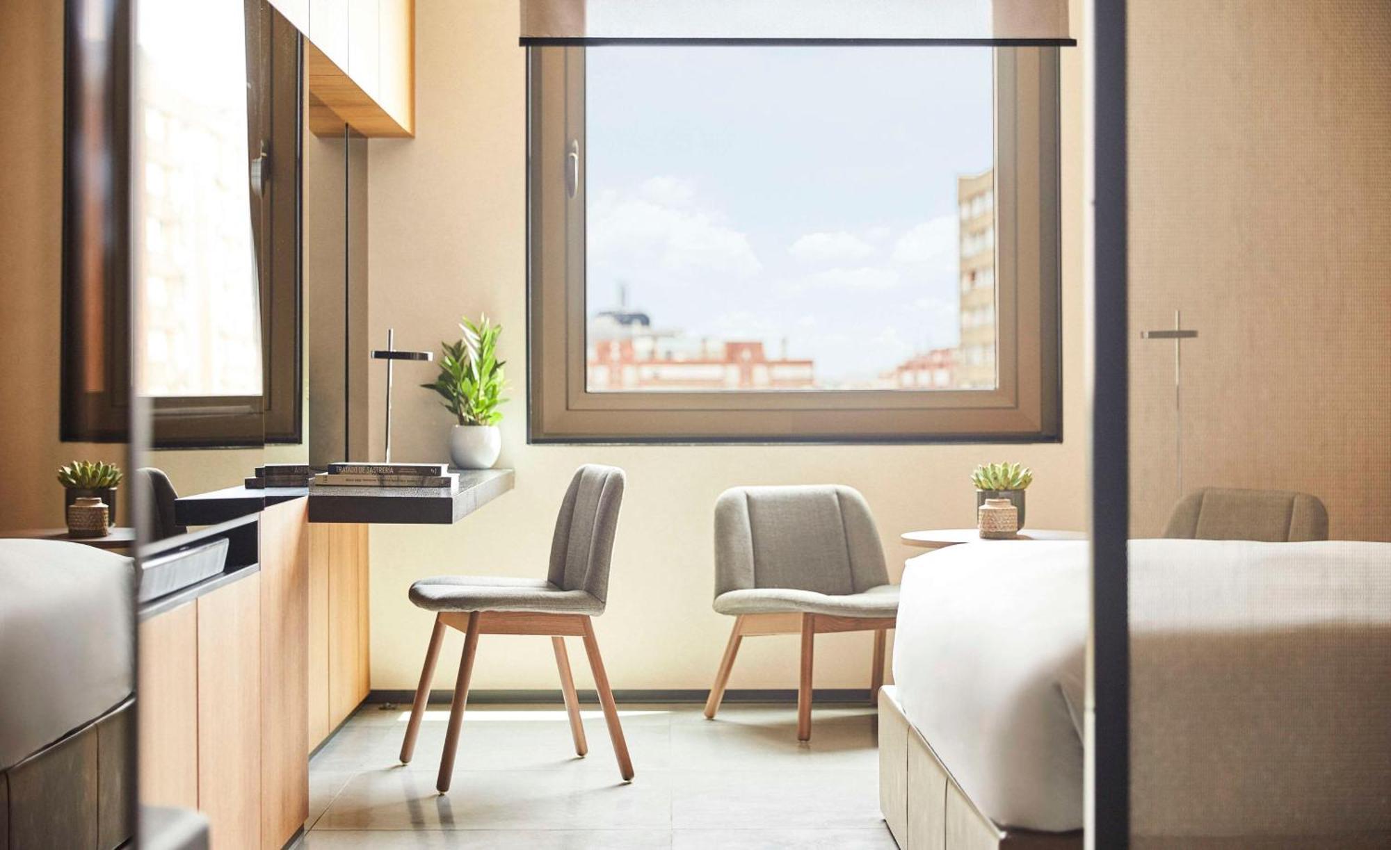 ホテル ソフィア バルセロナ イン ザ アンバウンド コレクション バイ ハイアット エクステリア 写真 A typical studio apartment