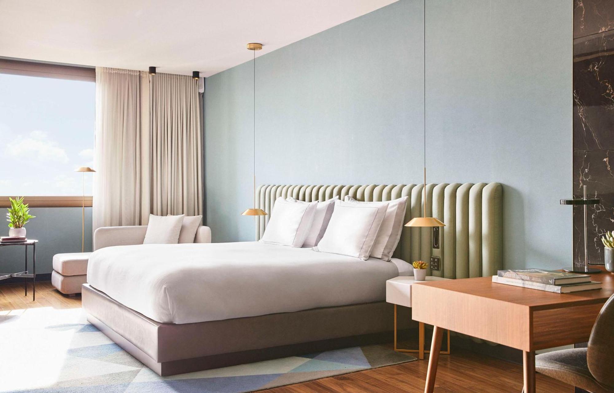 ホテル ソフィア バルセロナ イン ザ アンバウンド コレクション バイ ハイアット エクステリア 写真 A bedroom at the hotel